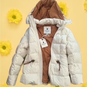 Wanakome white/ivory jacket, new with tags.  Size small.  Never worn!